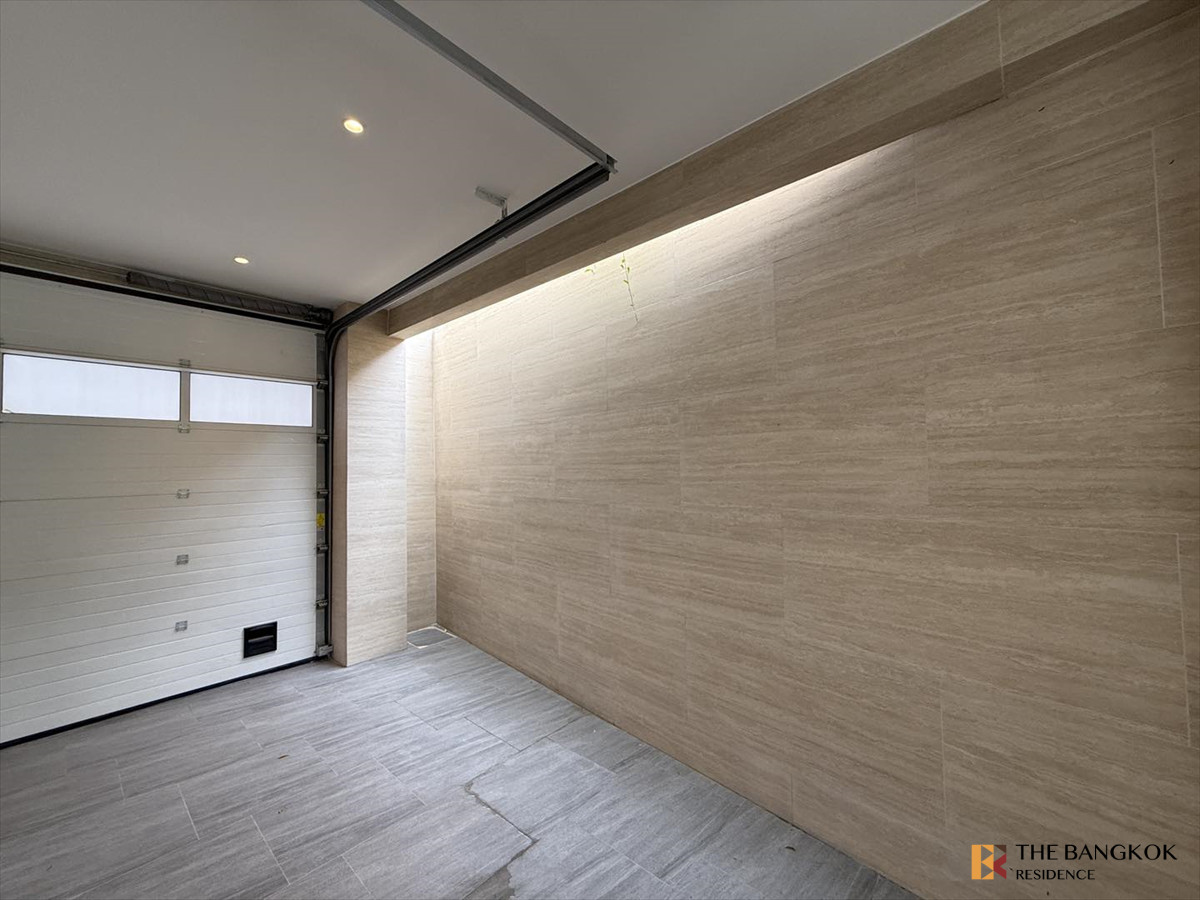 ขายบ้านสาทร นราธิวาส : 💎Rare House บ้านสุดหรู ระดับ Super Luxury 💎 สไตล์ Modern พร้อมสระว่ายส่วนตัว  - 🏡 Baan Chan Chan Road