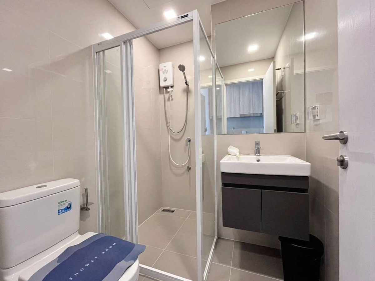 For RentCondoOnnut, Udomsuk : There is a shuttle bus to and from BTS On Nut with furniture.