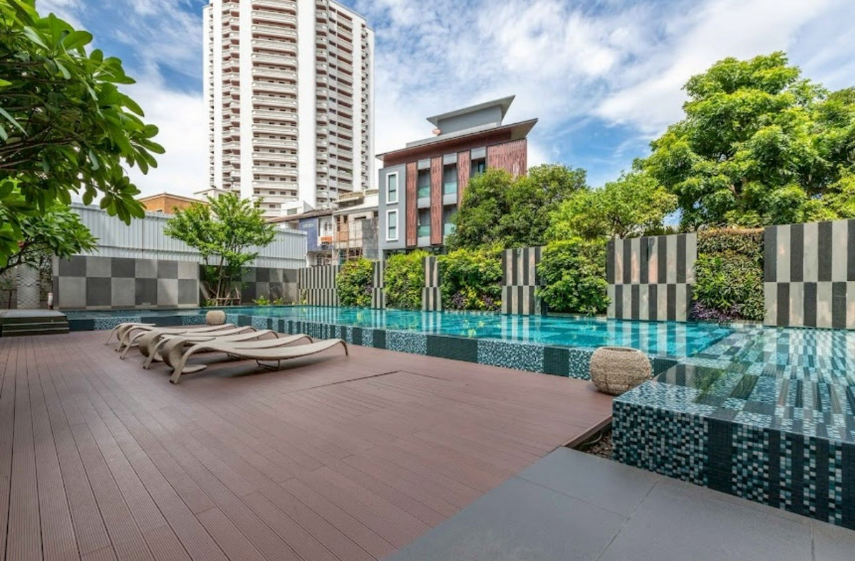 For RentCondoSukhumvit, Asoke, Thonglor : ✨ Via Botani, second home in the heart of the city, good life surrounded by nature 💕