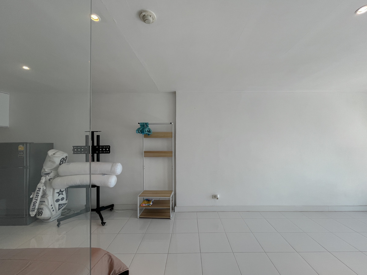 ขายคอนโดนานา : 🔥 FQ เจ้าของต้องการขายด่วน! Sukhumvit Suite ราคา 3.5 ล้าน ราคาดีสุดในตลาด ทักมาราคาอาจต่อรองได้อีก