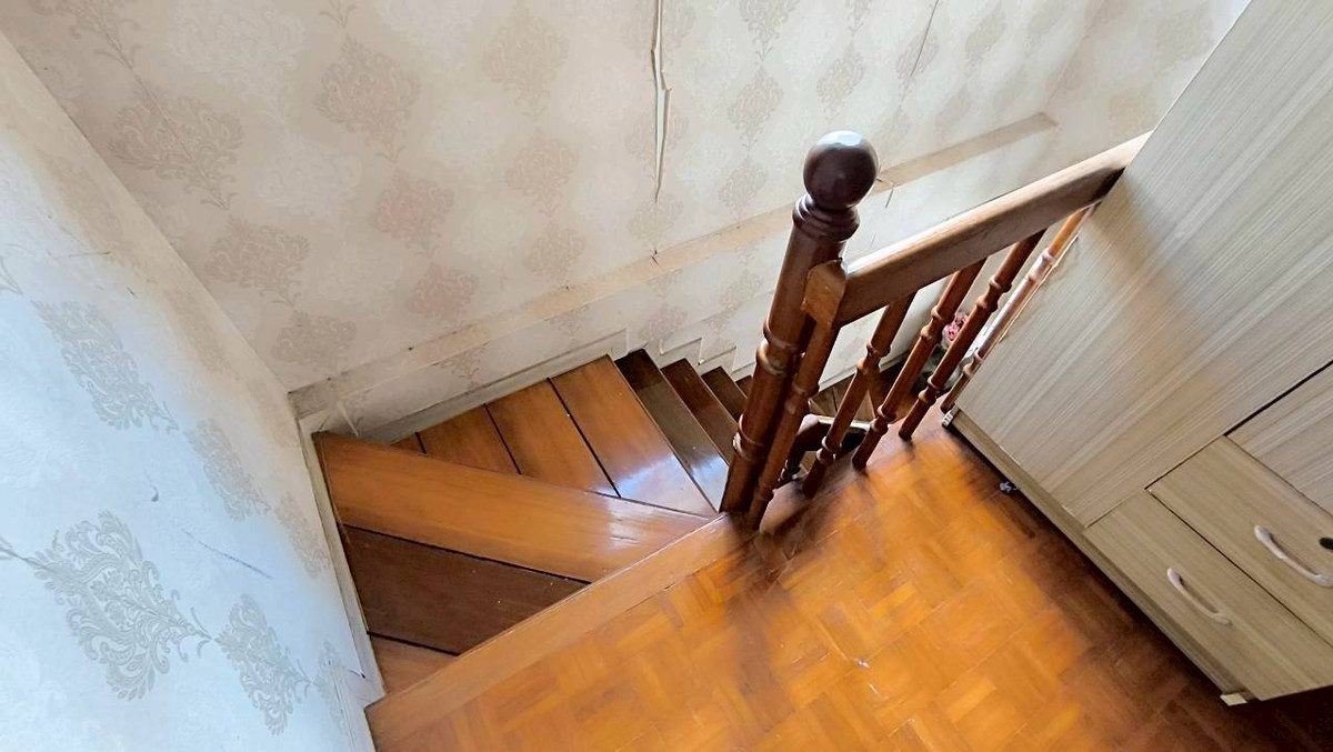 For SaleHousePhutthamonthon, Salaya : Baan Sri Supalai Single house for sale, 129.2 square meters, near Mahidol University, Salaya, Phutthamonthon, Salaya-Bang Len Road. Sri Supalai Village, Ban Mai Subdistrict, Bang Yai District, Nonthaburi, on the boundary between Nonthaburi and Nakhon Path