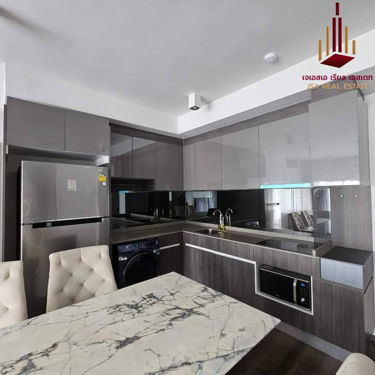 For SaleCondoRama9, Petchburi, RCA : ✨ For Sale: Ideo Rama 9-Asoke Condo ✨ 💰 Only 16,500,000 THB