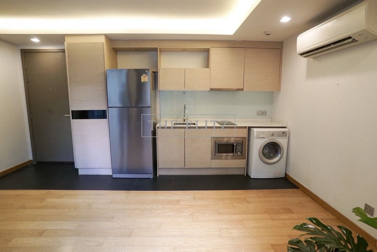 For RentCondoSukhumvit, Asoke, Thonglor : ✨ Via Botani, relax in the heart of the city, low-rise condo, beautiful garden atmosphere 🎉