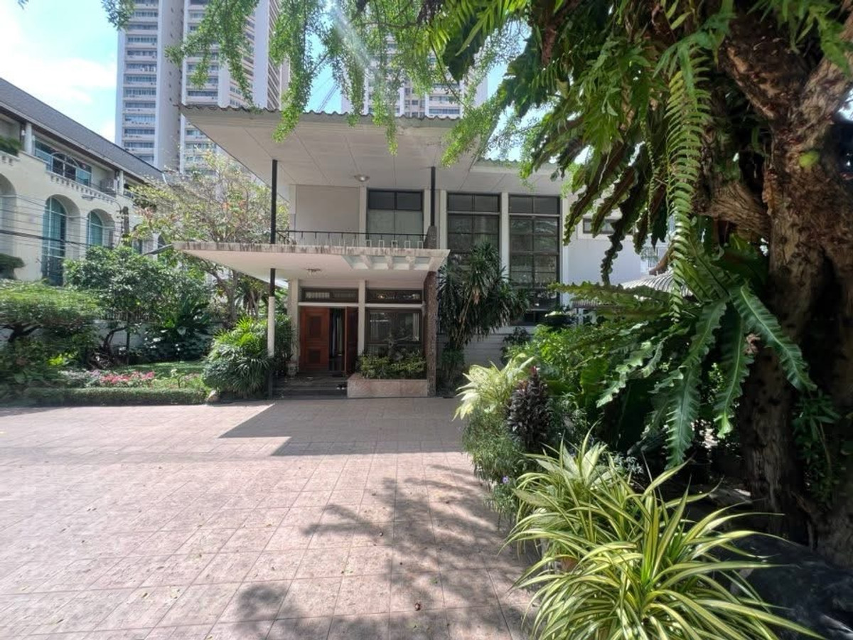 ให้เช่าร้านค้า/ตลาดนัดสุขุมวิท อโศก ทองหล่อ : บ้านเช่า เอกมัย สำหรับ เตรียม อนุบาล • Montessori School • Early Learning • Kids Yoga • Education • Sensory Play • Art & Craft Studio for Kid