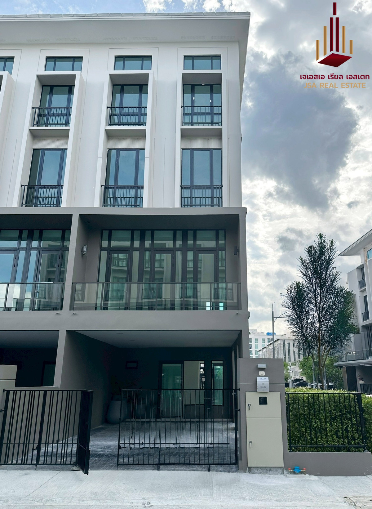 ให้เช่าทาวน์โฮมเกษตรศาสตร์ รัชโยธิน : ✨ For Rent : PATIO Ratchayothin ✨  💰 Only 120,000 thb/month