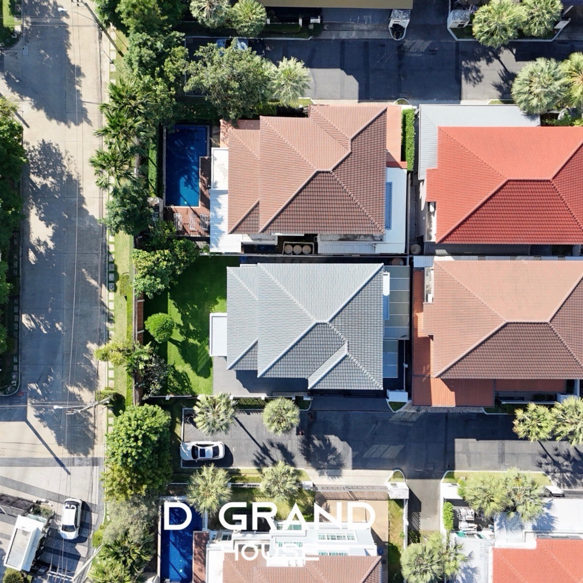 HousePattanakan, Srinakarin : 3-storey luxury detached house, Grand Bangkok Boulevard project, Rama 9 - Srinakarin (Krungthep Kreetha) 🏡 next to Wellington College international school, near the golf course.