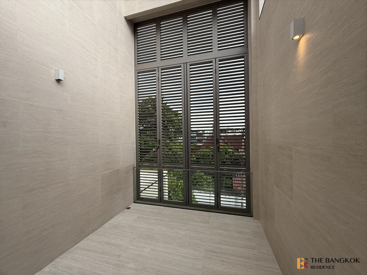 ขายบ้านสาทร นราธิวาส : 💎Rare House บ้านสุดหรู ระดับ Super Luxury 💎 สไตล์ Modern พร้อมสระว่ายส่วนตัว  - 🏡 Baan Chan Chan Road