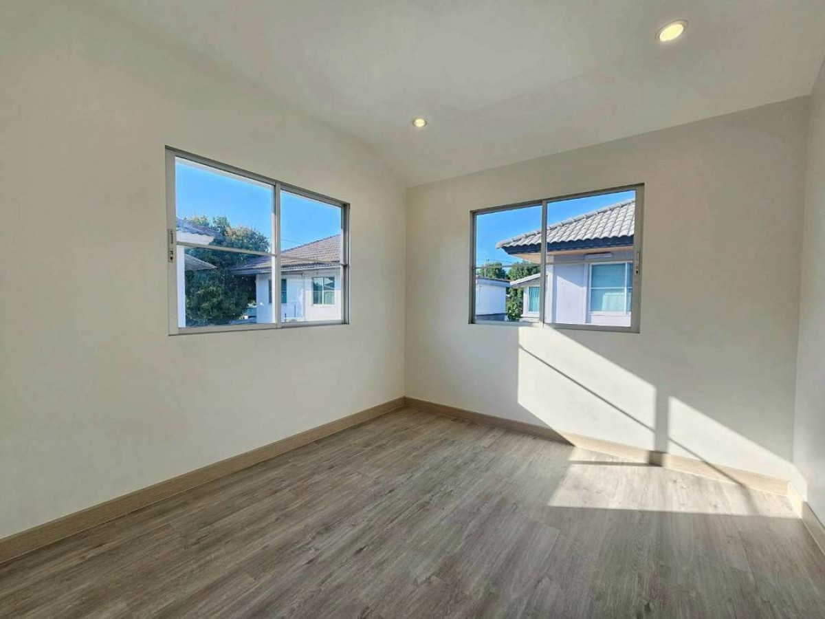 For SaleHouseNonthaburi, Bang Yai, Bangbuathong : For Sale House , Pruklada Wongwaen - Rattanathibet , newly renovated , MRT-Talad Bang Yai , Bang Mae Nang , Bang Yai , Nonthaburi , CX-142966