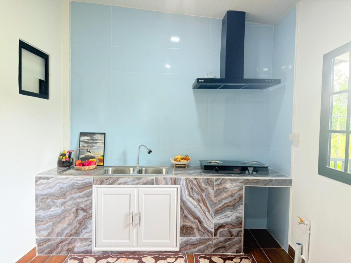 ขายทาวน์โฮมมีนบุรี-ร่มเกล้า : ขายทาวน์เฮ้าส์/ทาวน์โฮม  บ้านมหาลาภ 2 รีโนเวทใหม่ หนองจอก เขต หนองจอก กรุงเทพ CX-140626