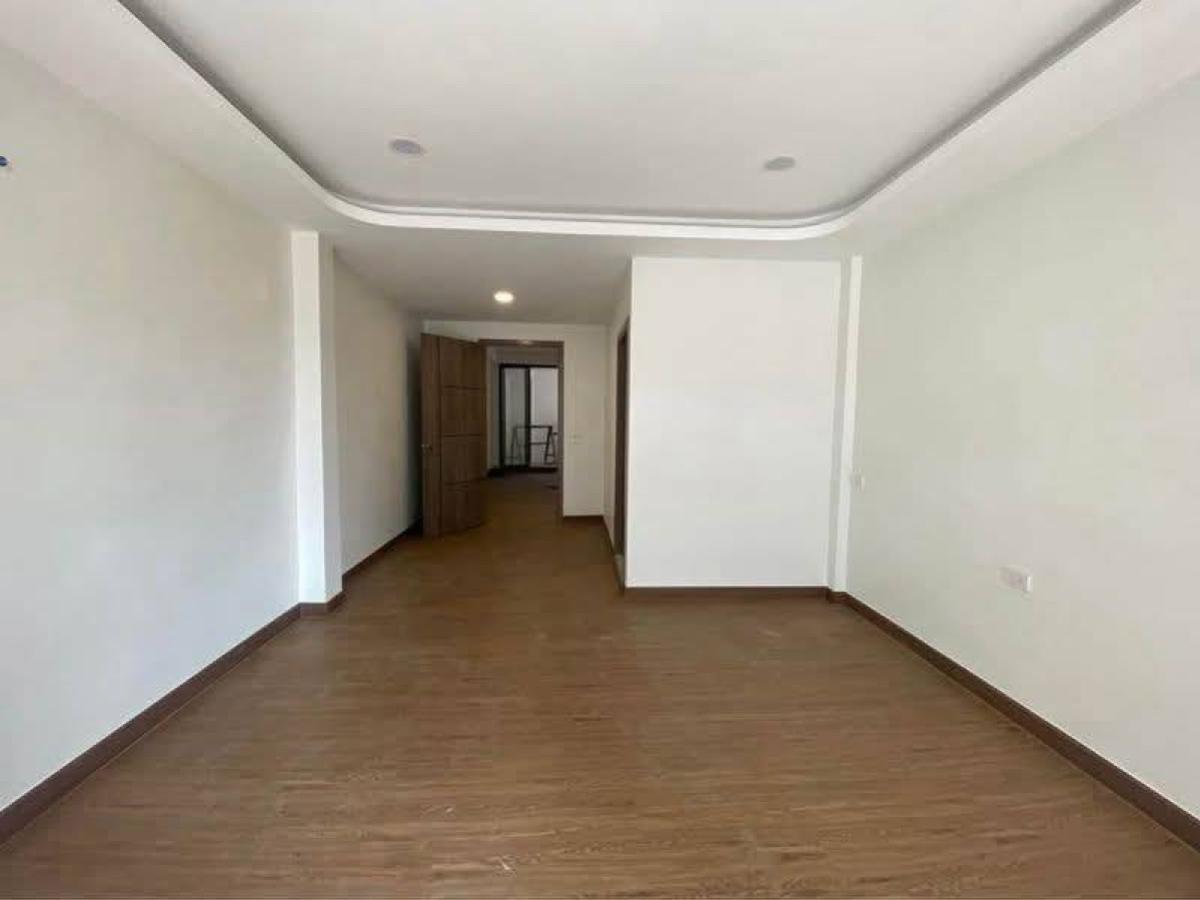 ขายอาคารพาณิชย์รัชดา ห้วยขวาง : ขายอาคารพาณิชย์ 4.5 ชั้น  250 ตารางเมตร ซอยประชาสงเคราะห์ 33 รัชดาภิเษก เขต ดินแดง กรุงเทพ CX-140318