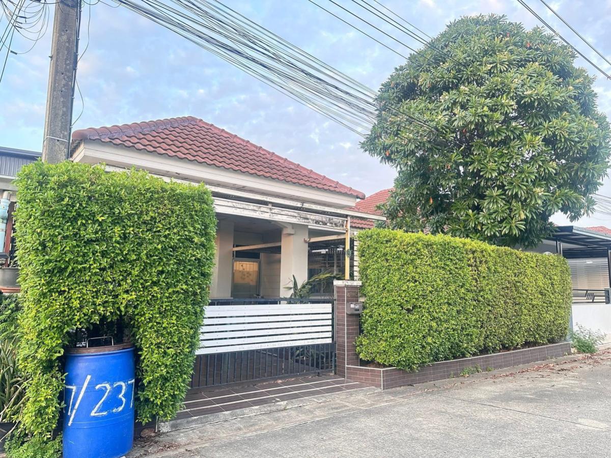 For SaleHousePathum Thani,Rangsit, Thammasat : For Sale House , Baan Warinthorn Rangsit Khlong 3 , Lat Sawai , Lam Luk Ka , Pathum Thani , CX-140579