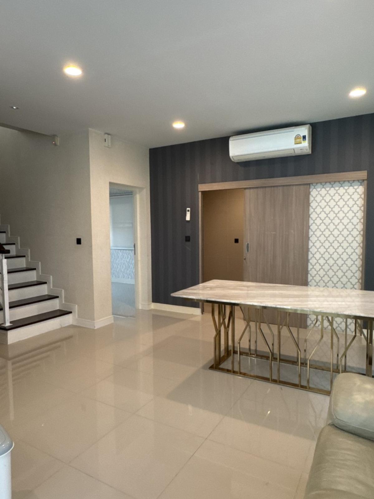 For SaleHousePattanakan, Srinakarin : For Rent House , Setthasiri Krungthep Kreetha 1 , Hua Mak , Bang Kapi , Bangkok , CX-140358