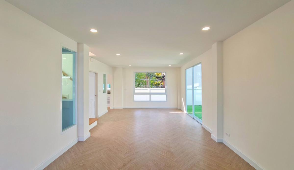 For SaleHouseNonthaburi, Bang Yai, Bangbuathong : For Sale House , Sammakorn Chaiyaphruek-Wongwaen , newly renovated , Lam Pho , Bang Bua Thong , Nonthaburi , CX-140560