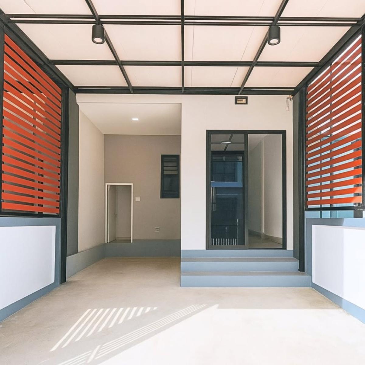 For SaleTownhomeLadkrabang, Suwannaphum Airport : For Sale Townhouse/Townhome  , The Thamm 2 Onnut - Motorway , newly renovated , Lat Krabang , Lat Krabang , Bangkok , CX-140310