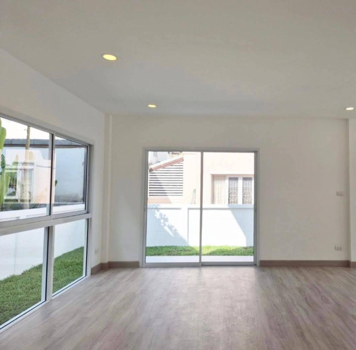 For SaleHousePathum Thani,Rangsit, Thammasat : For Sale House , Baan Fah Piyarom Pruekwana , newly renovated , Bueng Kham Phoi , Lam Luk Ka , Pathum Thani , CX-140268