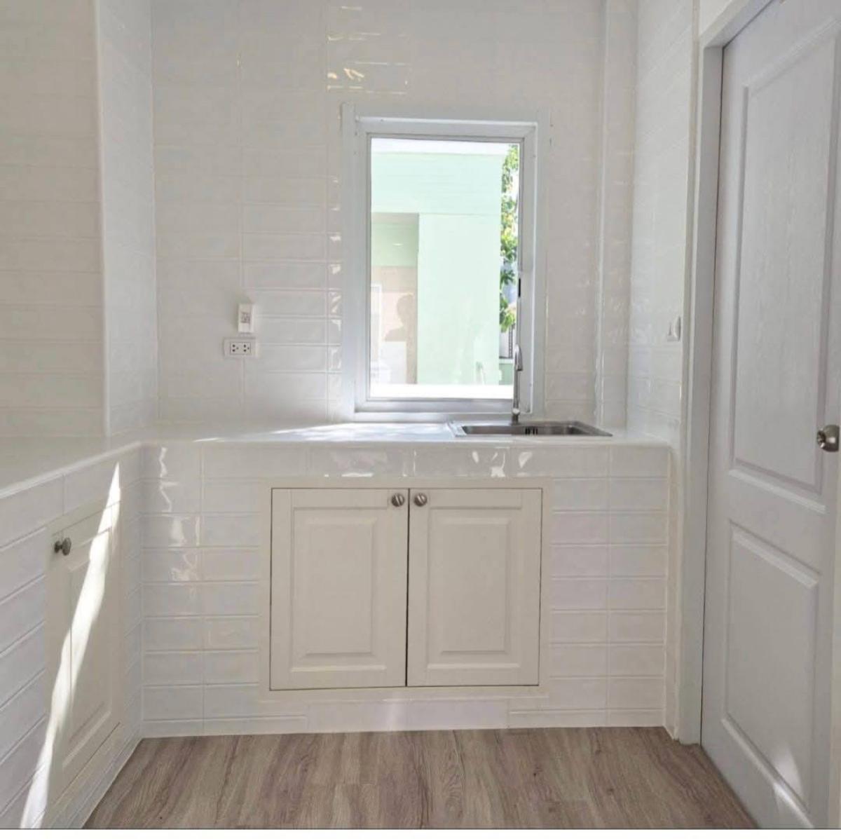 For SaleHousePathum Thani,Rangsit, Thammasat : For Sale House , Baan Fah Piyarom Pruekwana , newly renovated , Bueng Kham Phoi , Lam Luk Ka , Pathum Thani , CX-140268