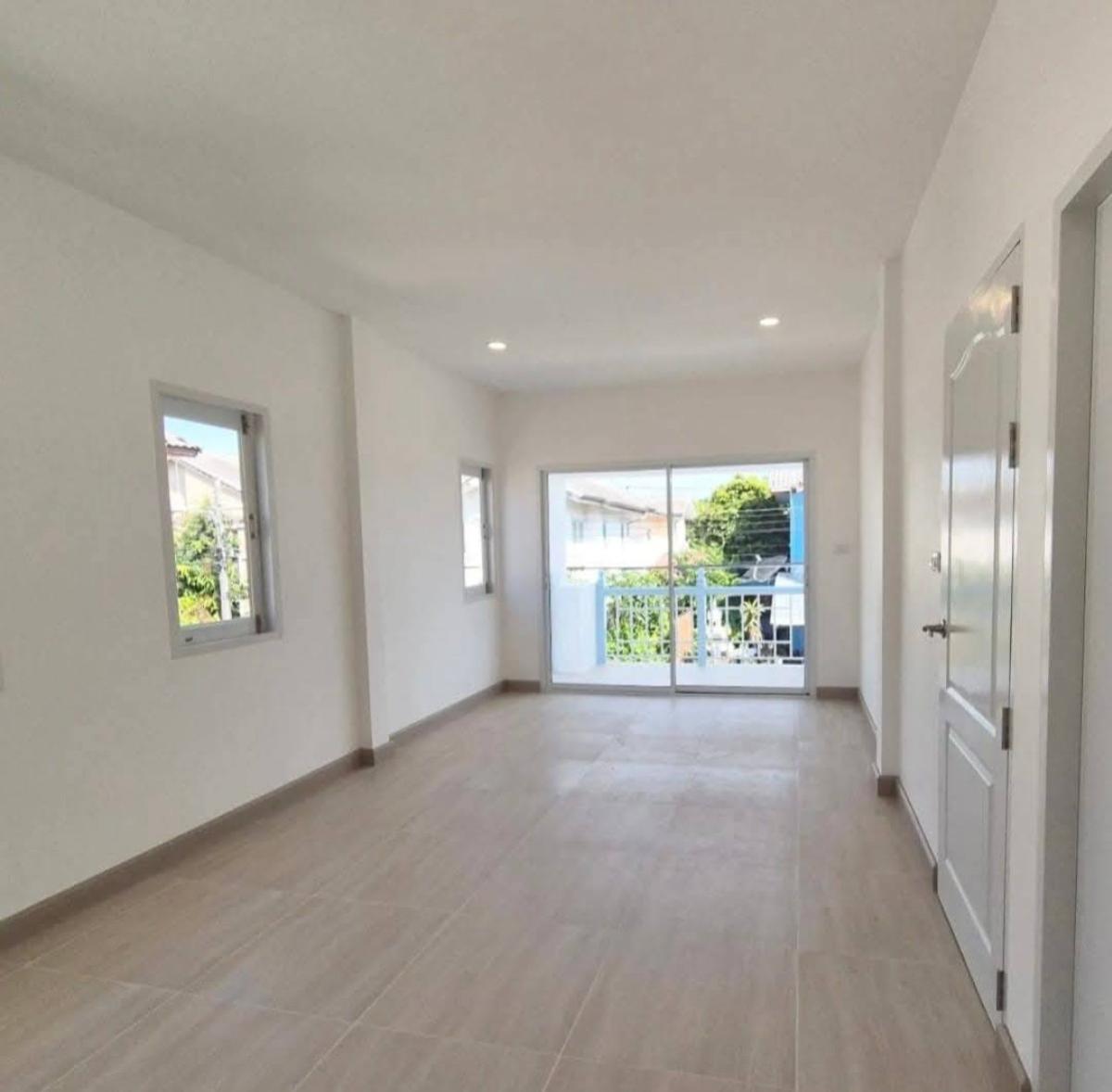 For SaleHousePathum Thani,Rangsit, Thammasat : For Sale House , Baan Fah Piyarom Pruekwana , newly renovated , Bueng Kham Phoi , Lam Luk Ka , Pathum Thani , CX-140268