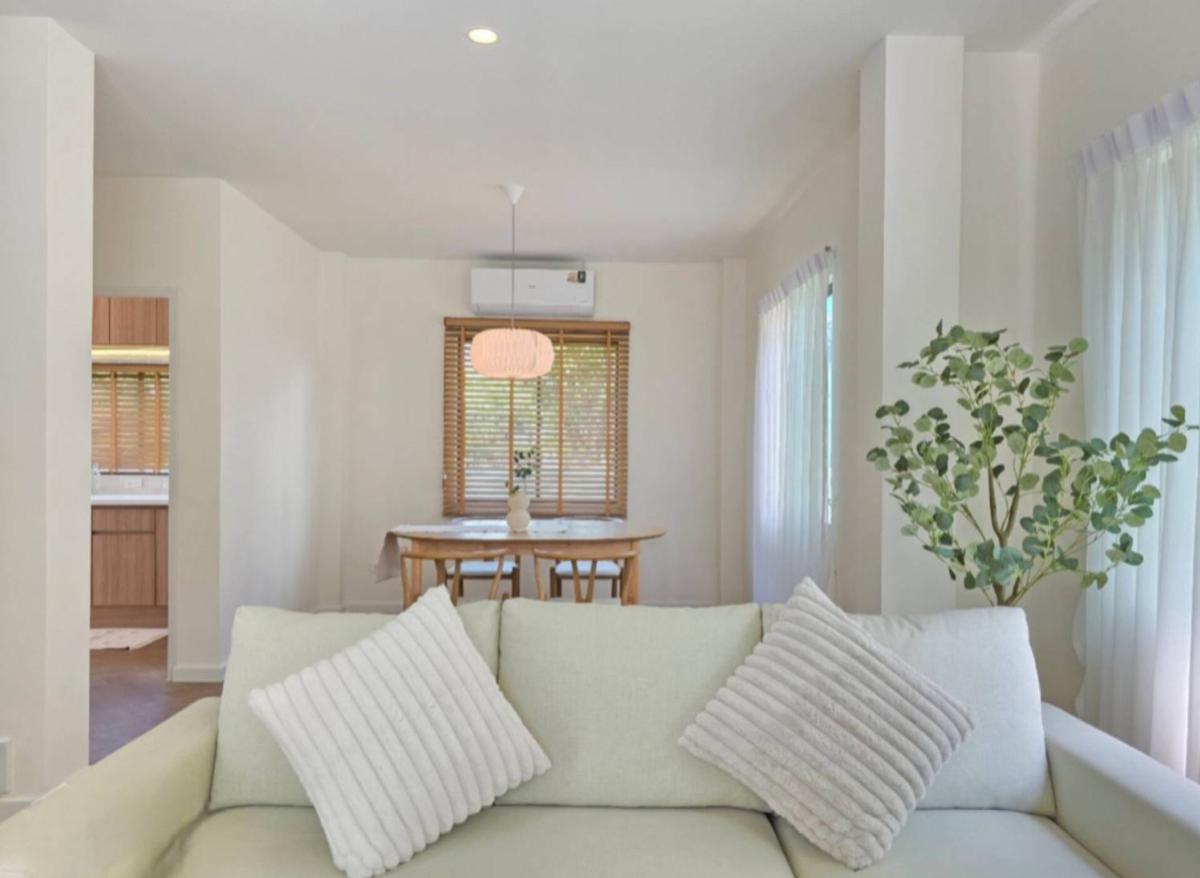 For SaleHousePathum Thani,Rangsit, Thammasat : For Sale House , Baan Fah Piyarom Premier Park Rangsit - Lumlukka Klong 6 , newly renovated , Bueng Kham Phoi , Lam Luk Ka , Pathum Thani , CX-140162