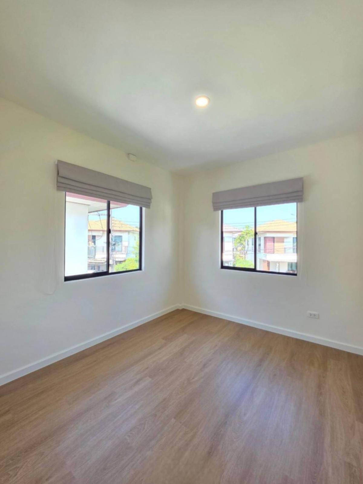 For SaleHousePathum Thani,Rangsit, Thammasat : For Sale House , Baan Fah Piyarom Premier Park Rangsit - Lumlukka Klong 6 , newly renovated , Bueng Kham Phoi , Lam Luk Ka , Pathum Thani , CX-140162