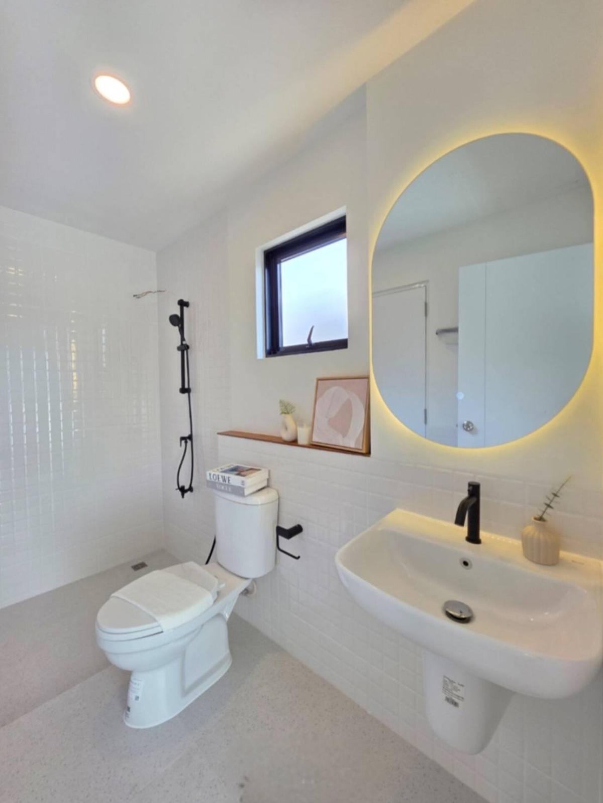 For SaleHousePathum Thani,Rangsit, Thammasat : For Sale House , Baan Fah Piyarom Premier Park Rangsit - Lumlukka Klong 6 , newly renovated , Bueng Kham Phoi , Lam Luk Ka , Pathum Thani , CX-140162