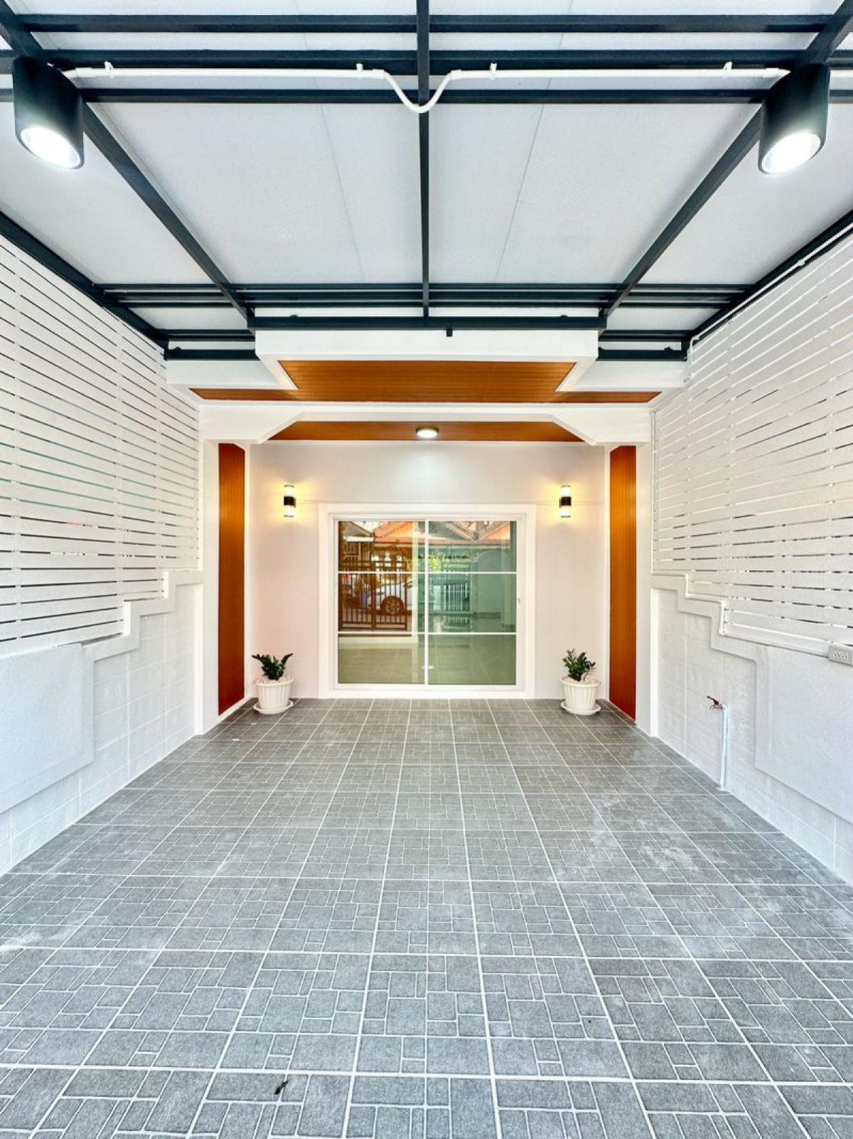 ขายทาวน์โฮมนนทบุรี บางใหญ่ บางบัวทอง : ขายทาวน์เฮ้าส์/ทาวน์โฮม  บ้านจิตตกาญจน์ รีโนเวทใหม่ เสาธงหิน บางใหญ่ นนทบุรี CX-132335