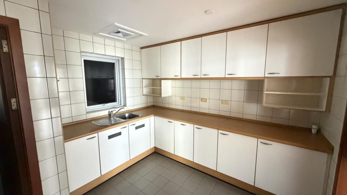 ขายคอนโดวิทยุ ชิดลม หลังสวน : ขายคอนโด  ออล ซีซั่น แมนชั่น BTS-เพลินจิต ลุมพินี เขต ปทุมวัน กรุงเทพ CX-139898