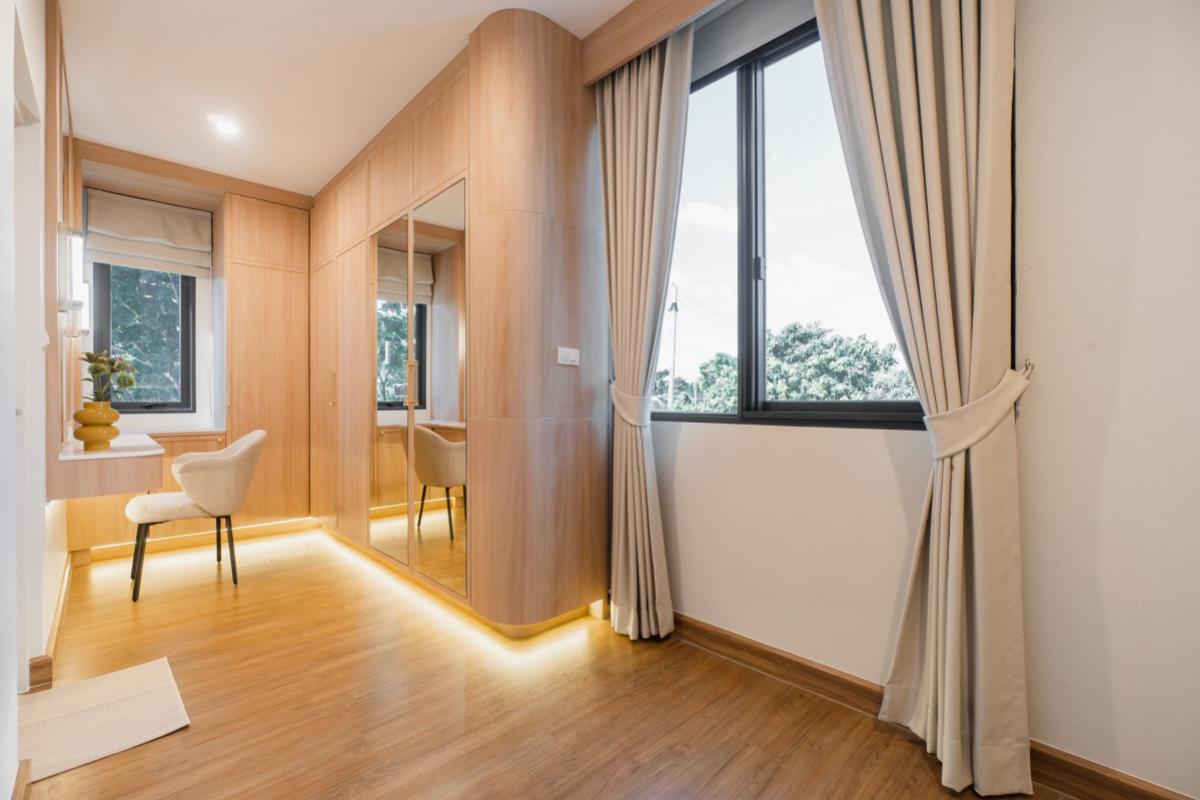 For SaleHousePattanakan, Srinakarin : For Sale House , Baan Klang Muang The Edition Srinakarin - Suanluang , Dok Mai , Prawet , Bangkok , CX-140548