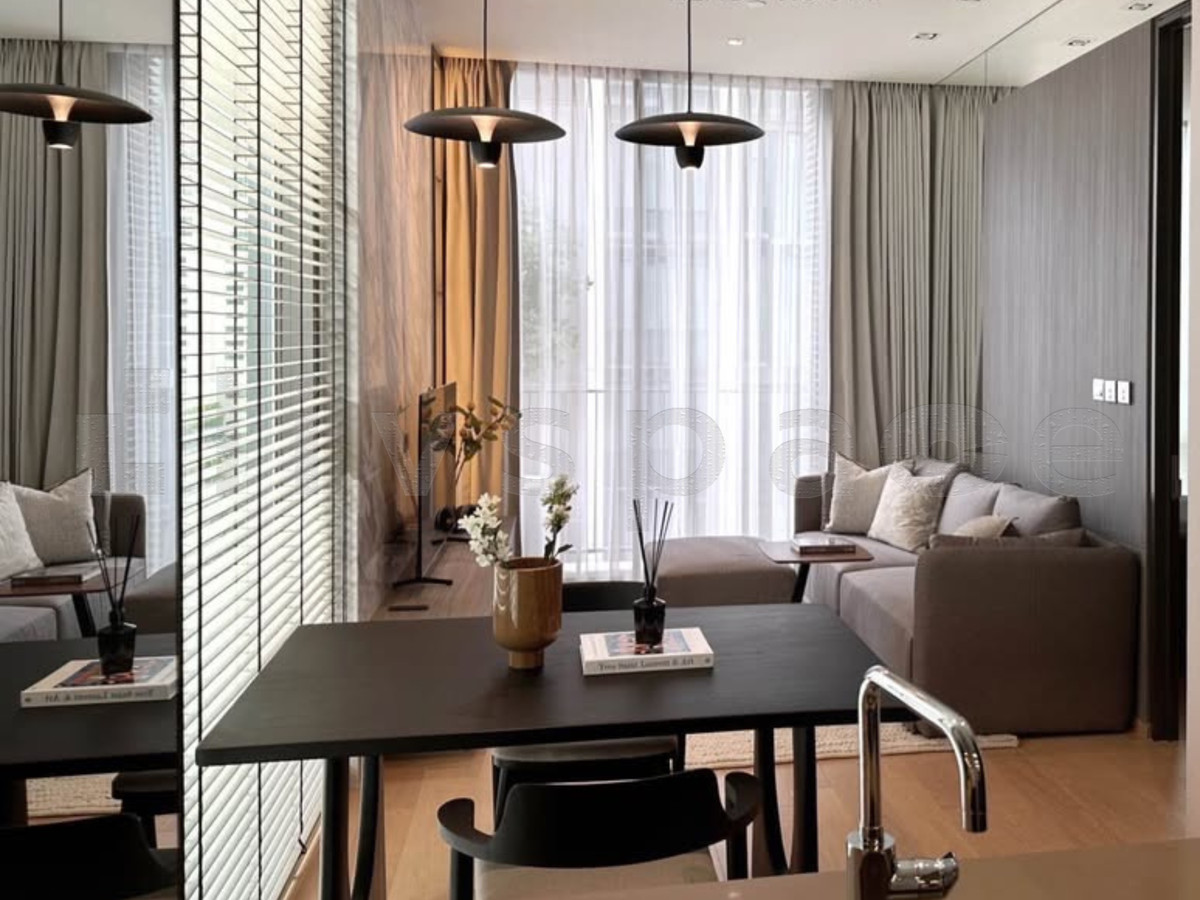 ให้เช่าคอนโดวิทยุ ชิดลม หลังสวน : ▚ LG127ツ ให้เช่า: 28 Chidlom – 1 Bed 46.5 ตร.ม. 🏙️✨ ห้องมุมตึก Villa ส่วนตัวสูง แต่งสวยเฟอร์ครบ ห้องเพิ่งว่างสภาพดี พร้อมเข้าอยู่ทันที!