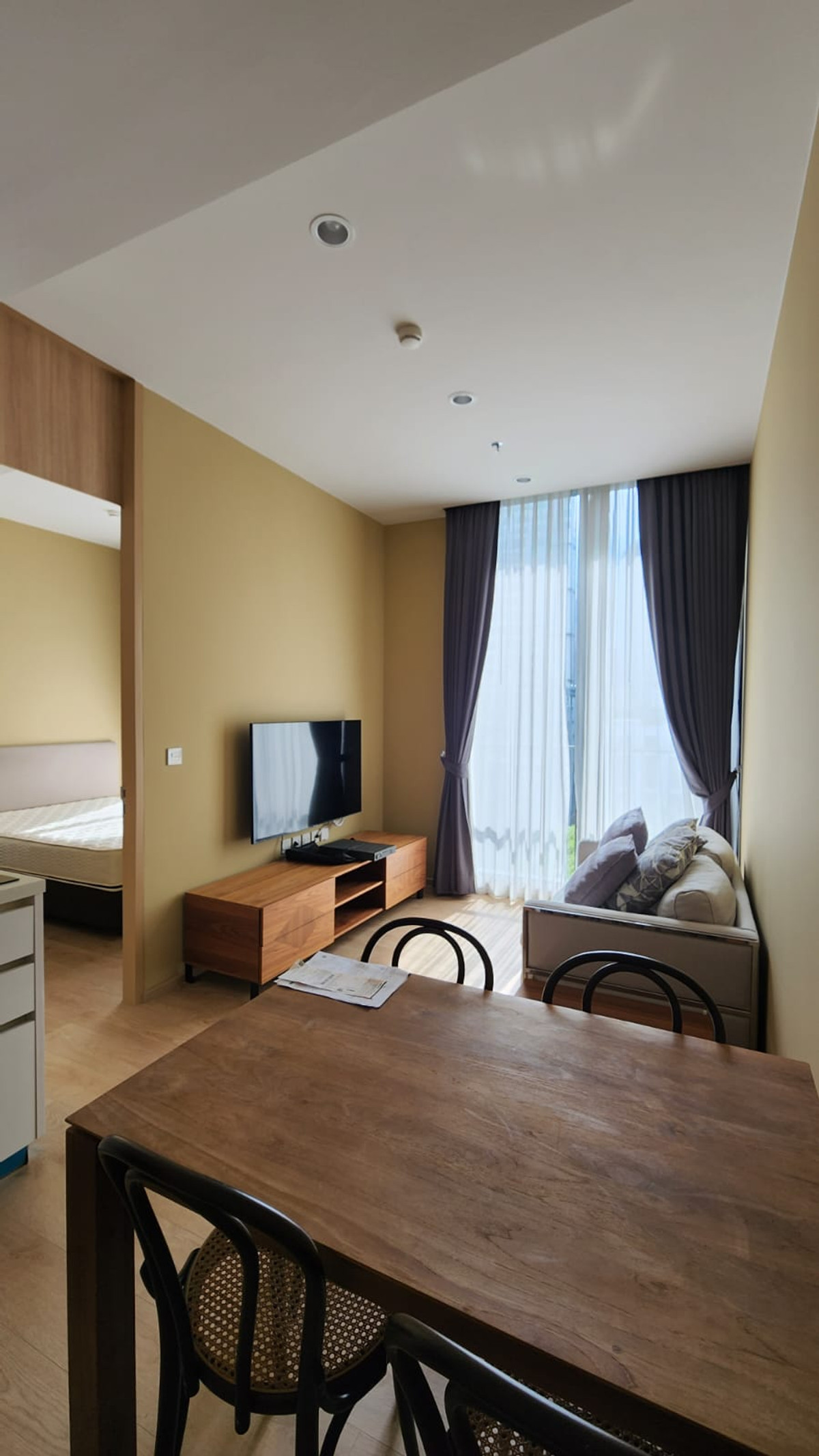 ให้เช่าคอนโดสุขุมวิท อโศก ทองหล่อ : 1 นอน 1น้ำ โนเบิ้ลบี พร้อมอยู่