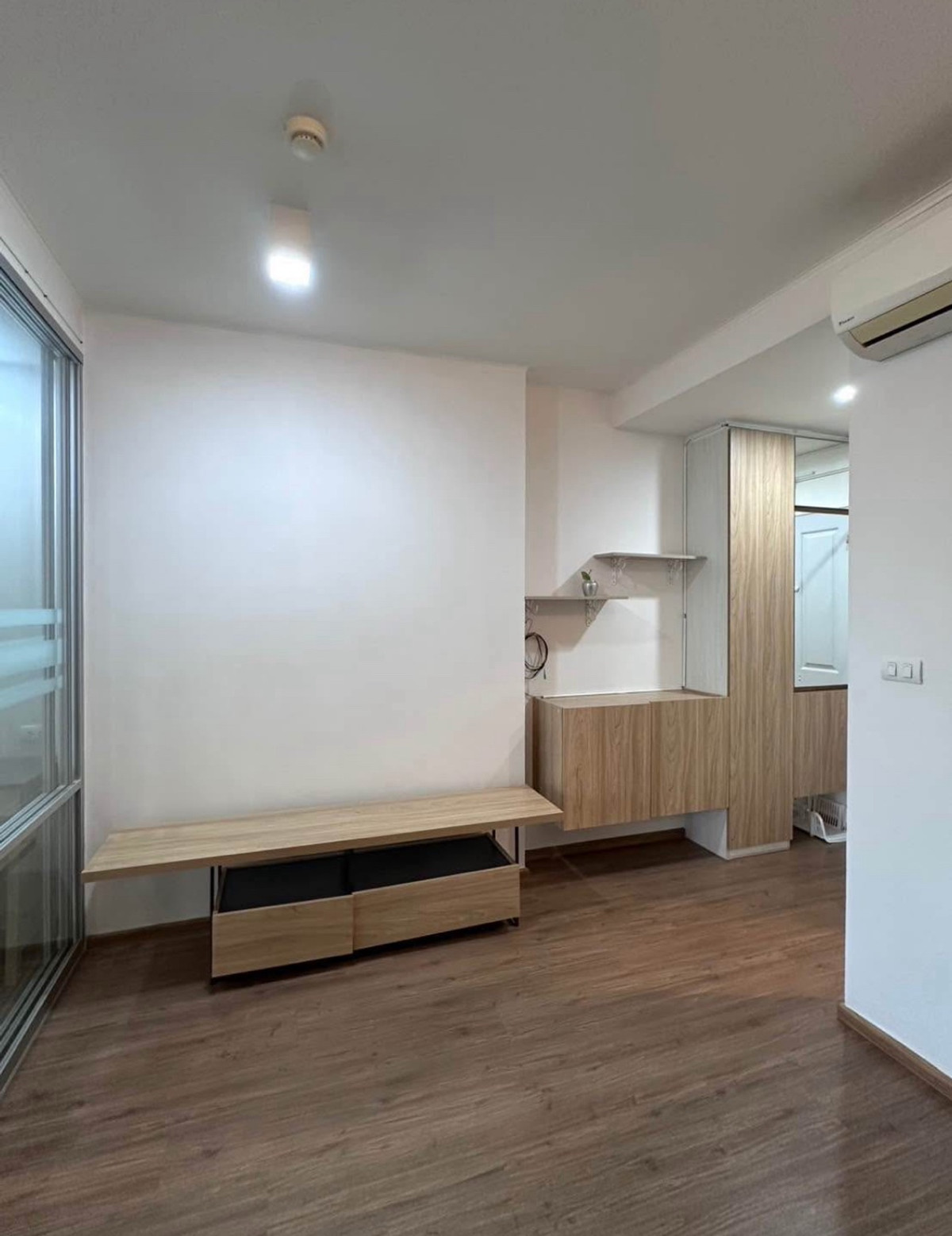 ให้เช่าคอนโดพระราม 3 สาธุประดิษฐ์ : 🔥 ให้เช่าคอนโด 1 ห้องนอน วิวแม่น้ำ U DELIGHT Riverfront พระราม 3 🔥