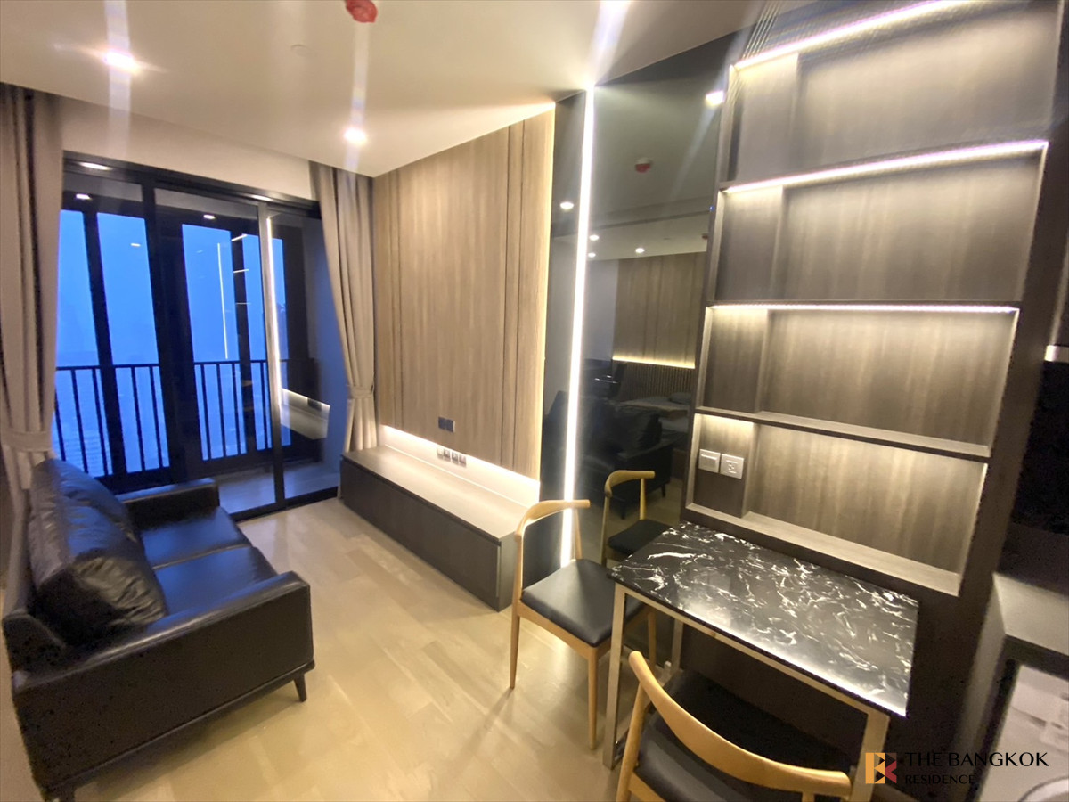 ให้เช่าคอนโดสุขุมวิท อโศก ทองหล่อ : 🔥ปล่อยเช่า Landmark @ MRTA Station ราคาดีสุดในตึก🔥 เพียง 37K ขนาด 70 ตรม. 2 ห้องนอน 2 ห้องน้ำ | 📞065-821-5651 ปอนด์ (Pond)