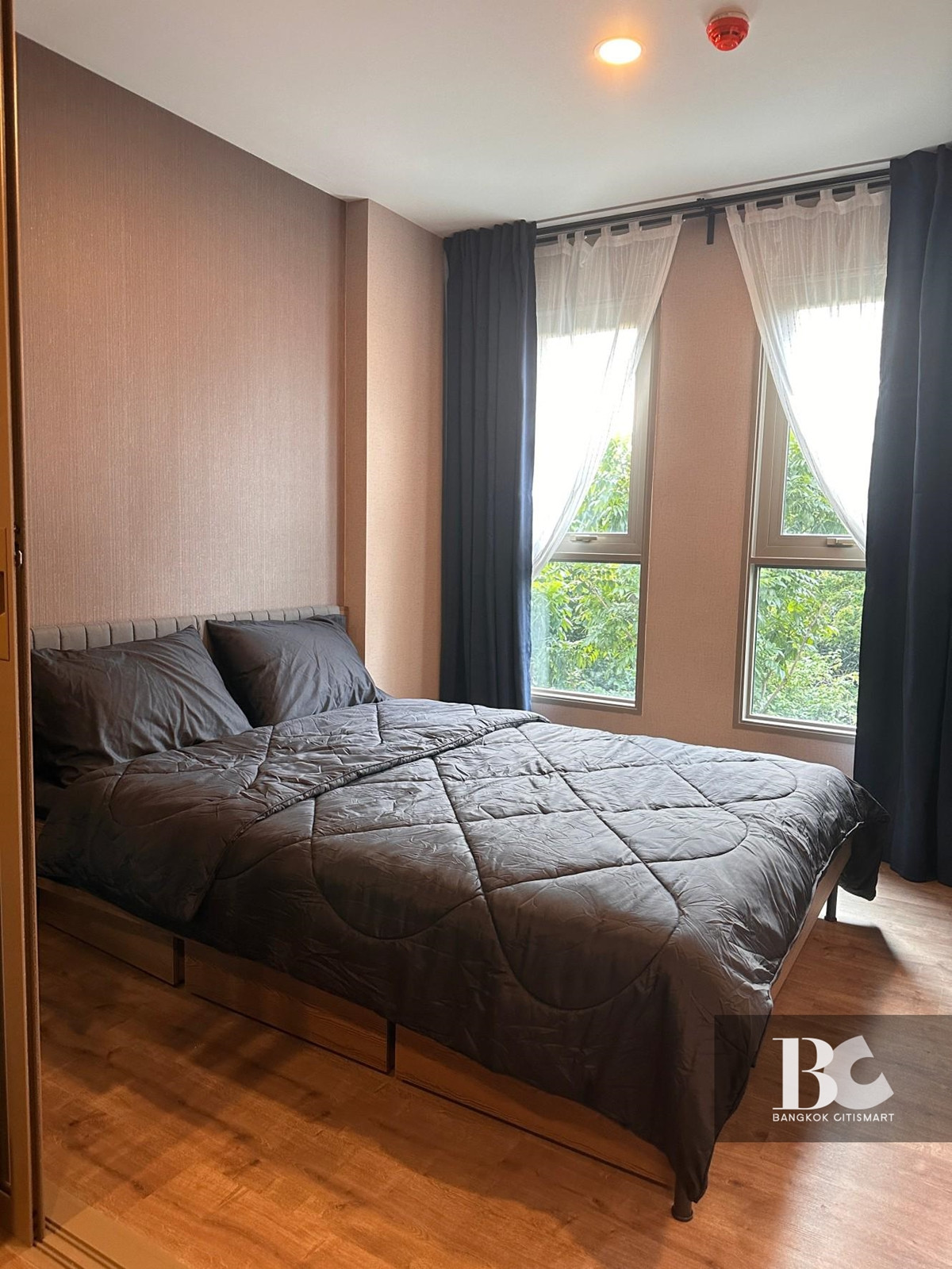 For RentCondoPinklao, Charansanitwong : 🏥 Near Siriraj Hospital! Aspire Pinklao-Arun Ammarin | 31 Sq.M. Ready to Move In! 🌿