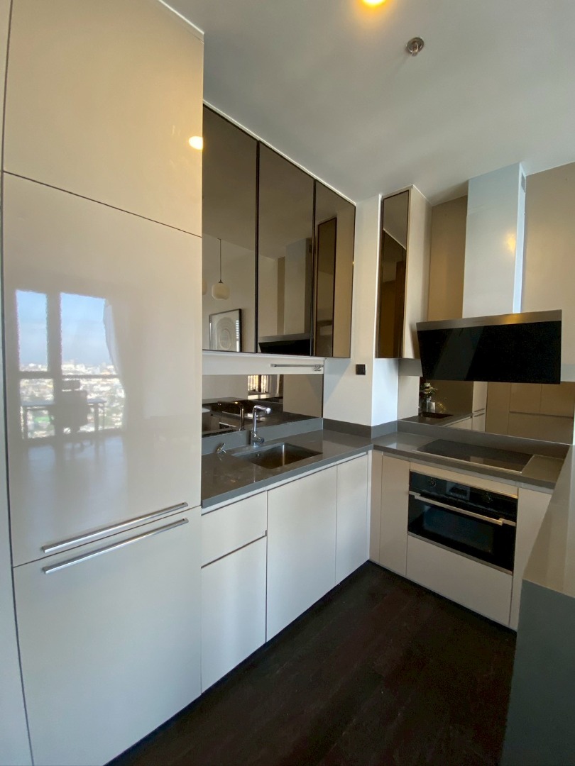 For RentCondoSukhumvit, Asoke, Thonglor : 🔥Rent Now🔥 Park Origin Thonglor, near BTS Thonglor Station. Fully furnished and ready to move in.