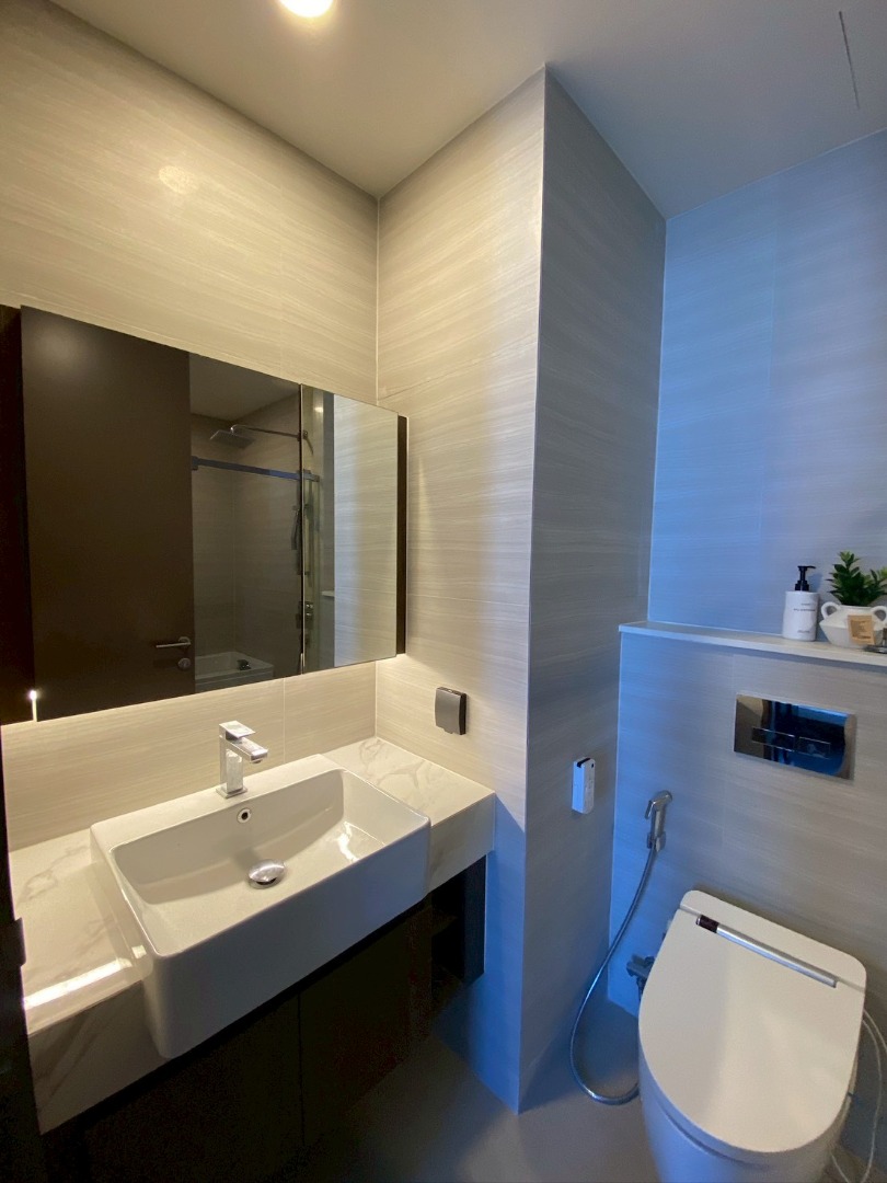 For RentCondoSukhumvit, Asoke, Thonglor : 🔥Rent Now🔥 Park Origin Thonglor, near BTS Thonglor Station. Fully furnished and ready to move in.