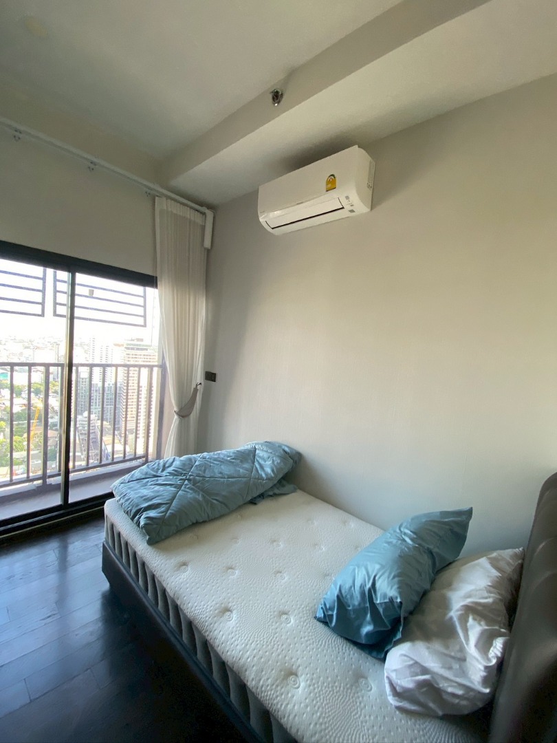 For RentCondoSukhumvit, Asoke, Thonglor : 🔥Rent Now🔥 Park Origin Thonglor, near BTS Thonglor Station. Fully furnished and ready to move in.