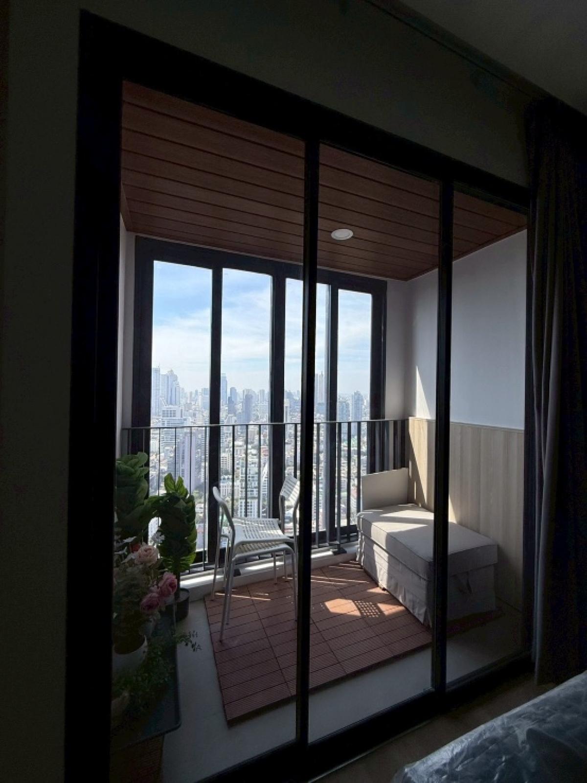 ให้เช่าคอนโดสยาม จุฬา สามย่าน : ✨ ให้เช่าคอนโด แอชตันจุฬา ห้องสวย พร้อมเข้าอยู่ทันที1ห้องนอน 1 ห้องน้ำ ขนาด 33 ตร.ม.🛋️ เฟอร์นิเจอร์ครบ ⚡ เครื่องใช้ไฟฟ้าครบ