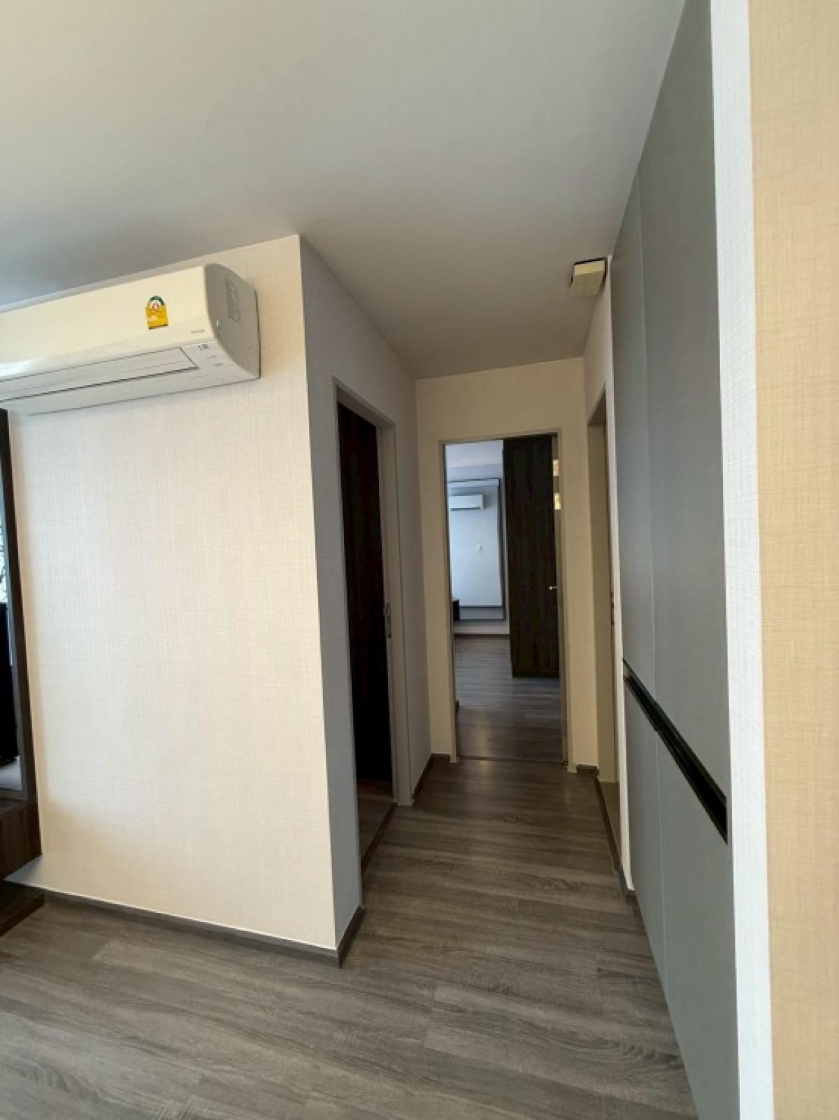 For SaleCondoSukhumvit, Asoke, Thonglor : Urgent sale!!! Two bedrooms, two bathrooms, size 52 sq m, special price, project closed 6mb!! Condo Ideo Mobi Sukhumvit 40 near BTS Ekkamai.