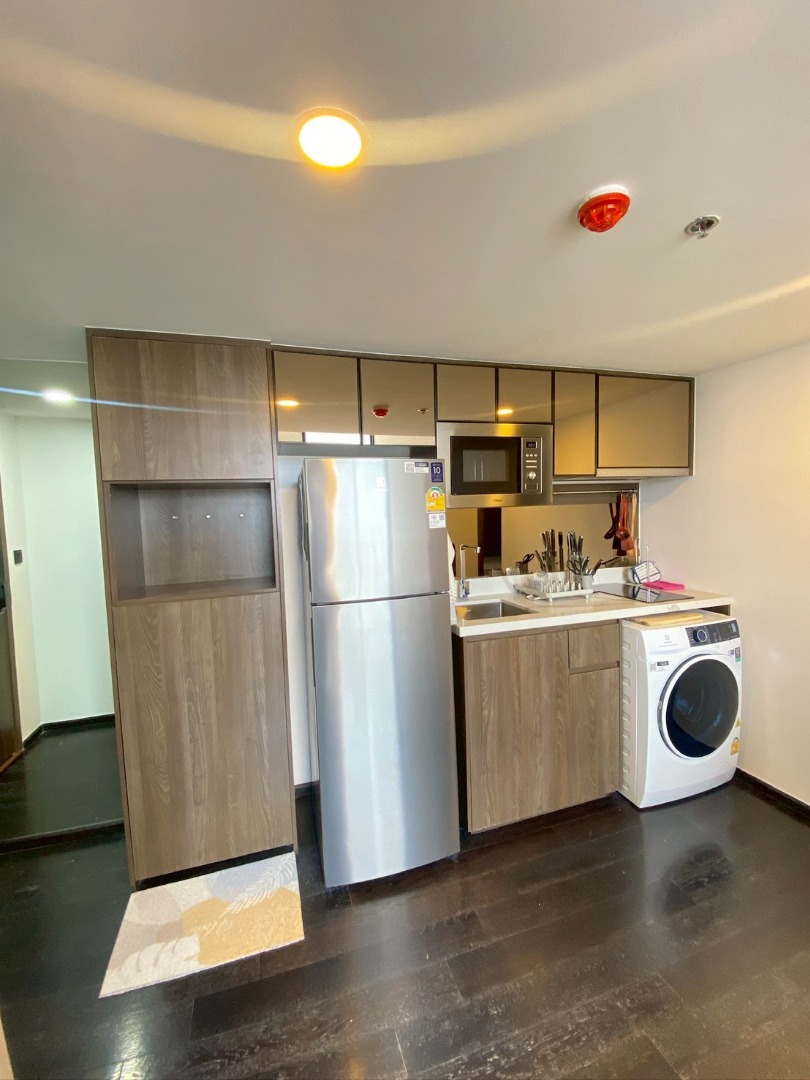 For RentCondoSukhumvit, Asoke, Thonglor : 🔥Rent Now🔥 Park Origin Thonglor, near BTS Thonglor Station. Fully furnished and ready to move in.