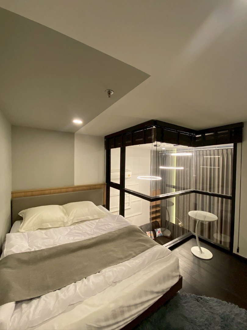 For RentCondoSukhumvit, Asoke, Thonglor : 🔥Rent Now🔥 Park Origin Thonglor, near BTS Thonglor Station. Fully furnished and ready to move in.