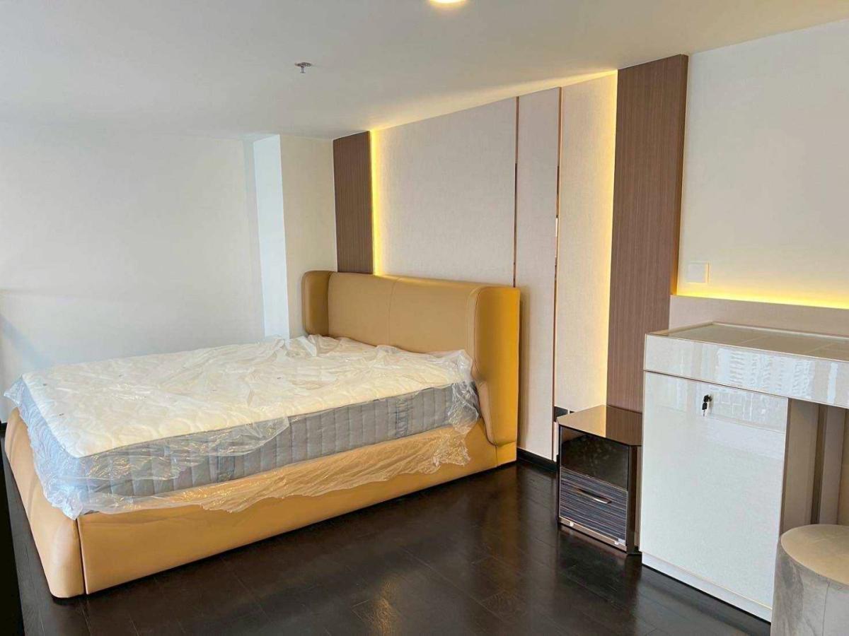 For RentCondoSukhumvit, Asoke, Thonglor : 🔥Rent Now🔥 Park Origin Thonglor, near BTS Thonglor Station. Fully furnished and ready to move in.