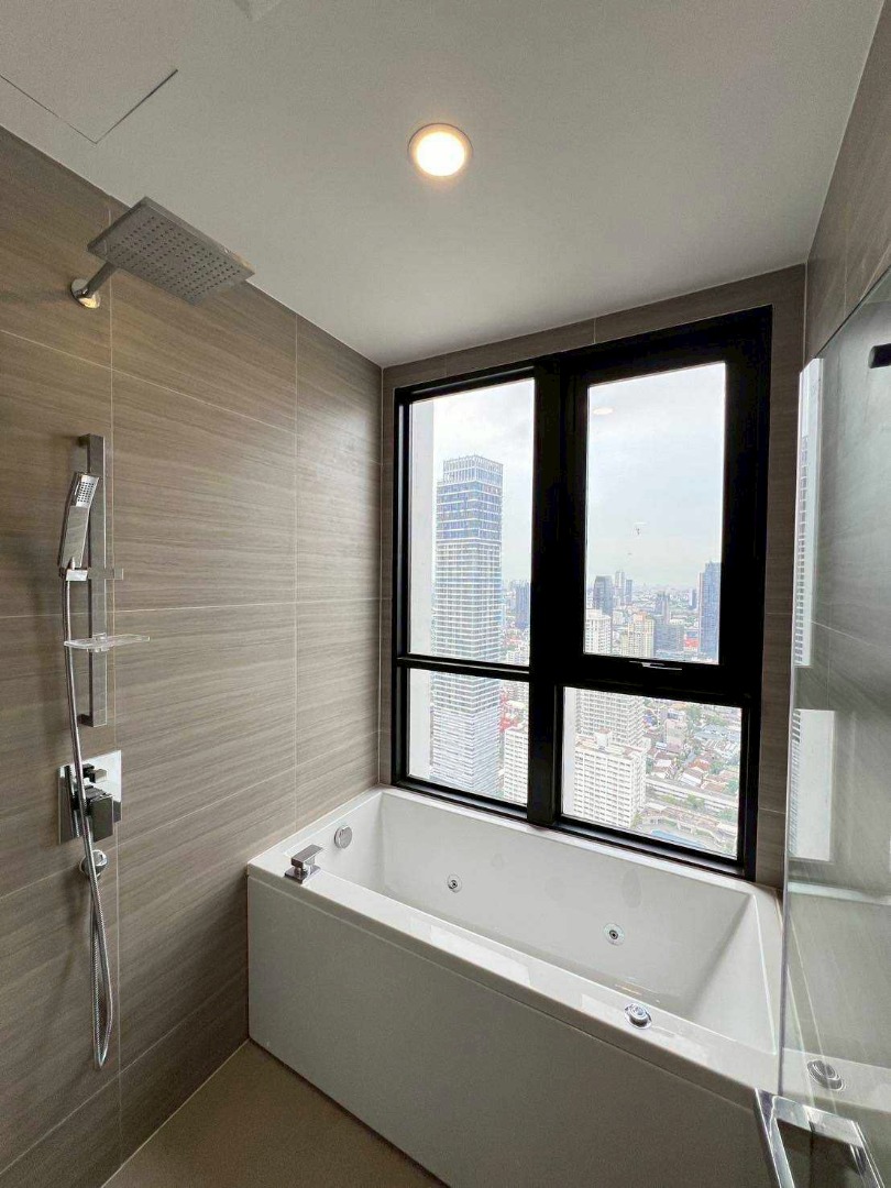 For RentCondoSukhumvit, Asoke, Thonglor : 🔥Rent Now🔥 Park Origin Thonglor, near BTS Thonglor Station. Fully furnished and ready to move in.