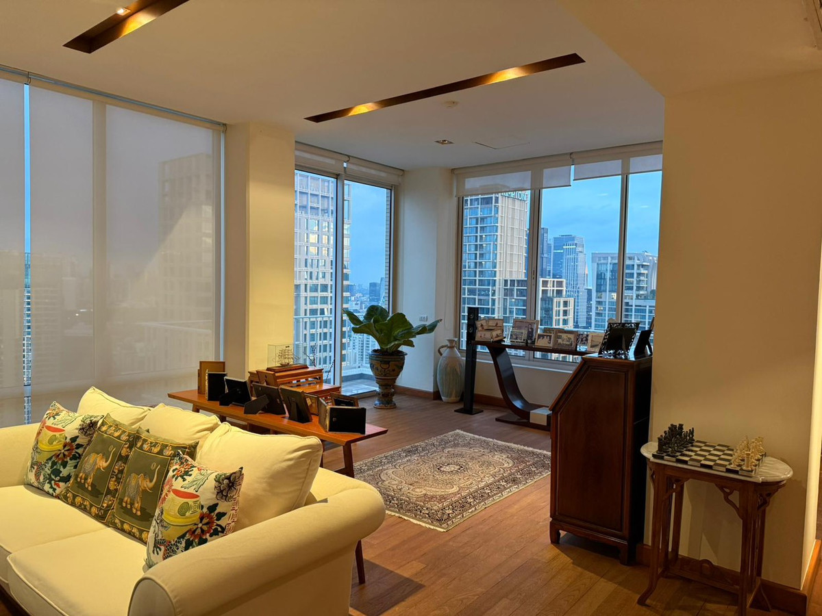 ขายคอนโดวิทยุ ชิดลม หลังสวน : 💎🔥 [RARE ITEM] สุดยอดการลงทุนระดับ ULTRA LUXURY! คอนโด Penthouse หลังสวน 330 ตร.ม. ทั้งชั้น! ขายพร้อมผู้เช่า! ห้ามพลาด! Grand Langsuan (แกรนด์ หลังสวน) | 330 ตร.ม. (3 Bed) | ชั้น 39 | ราคา 60 ล้านบาท | ฟรีค่าโอน!
