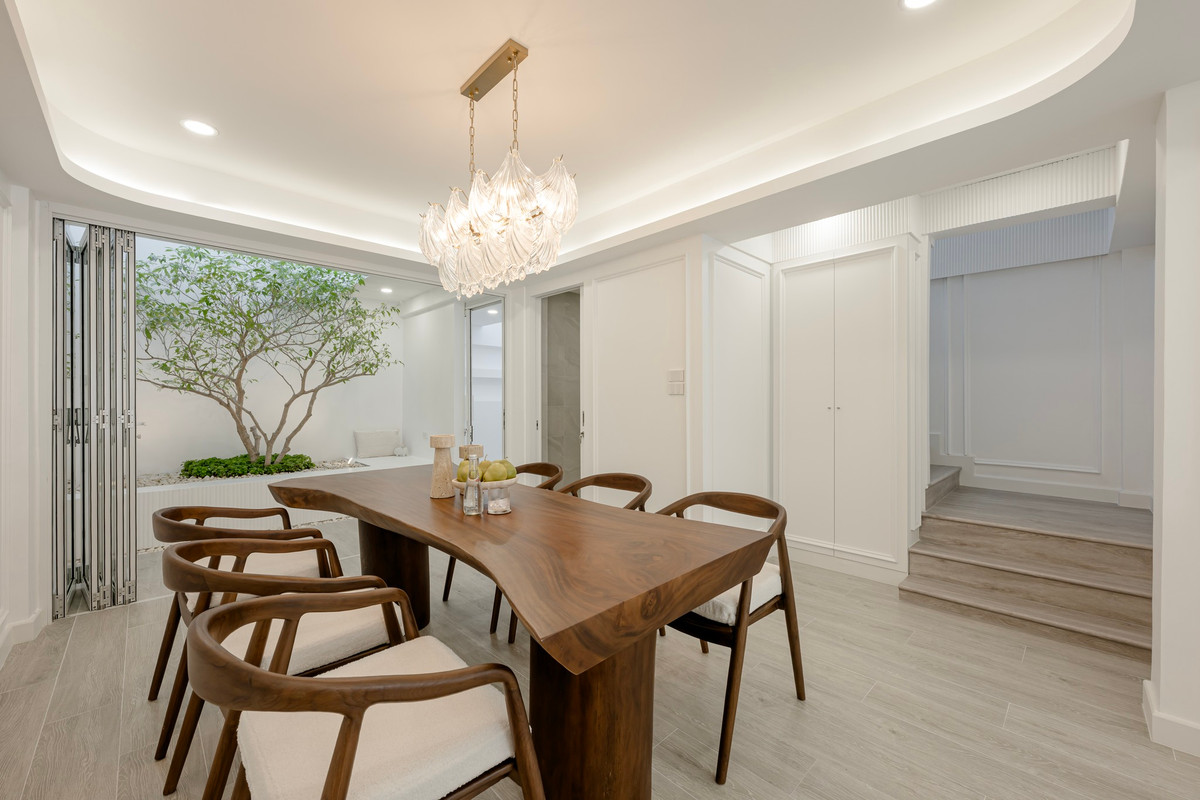 For SaleTownhomeSukhumvit, Asoke, Thonglor : K-6677 for sale, luxury townhome, newly decorated, near Thonglor, Artiar Pridi-Ekkamai, 3-story townhome, Pridi 42