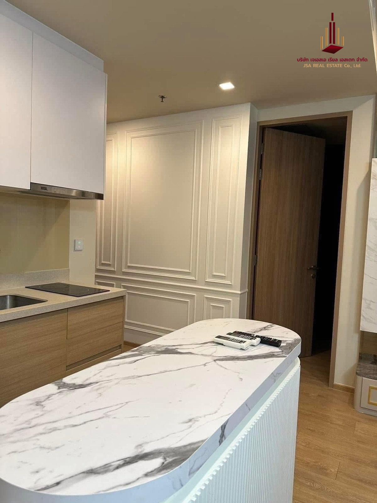 For SaleCondoSukhumvit, Asoke, Thonglor : ✨ For Sale: Noble Around Sukhumvit 33 Condo ✨ 💰 Only 15,000,000 THB