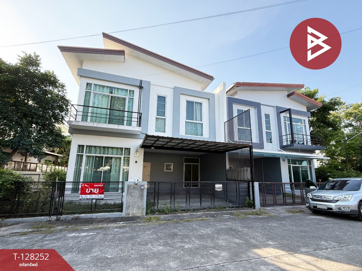 ขายบ้านพัทยา บางแสน ชลบุรี สัตหีบ : ขายบ้านแฝด หมู่บ้านไฮท์ลีฟวิ่ง (High Living) พานทอง ชลบุรี