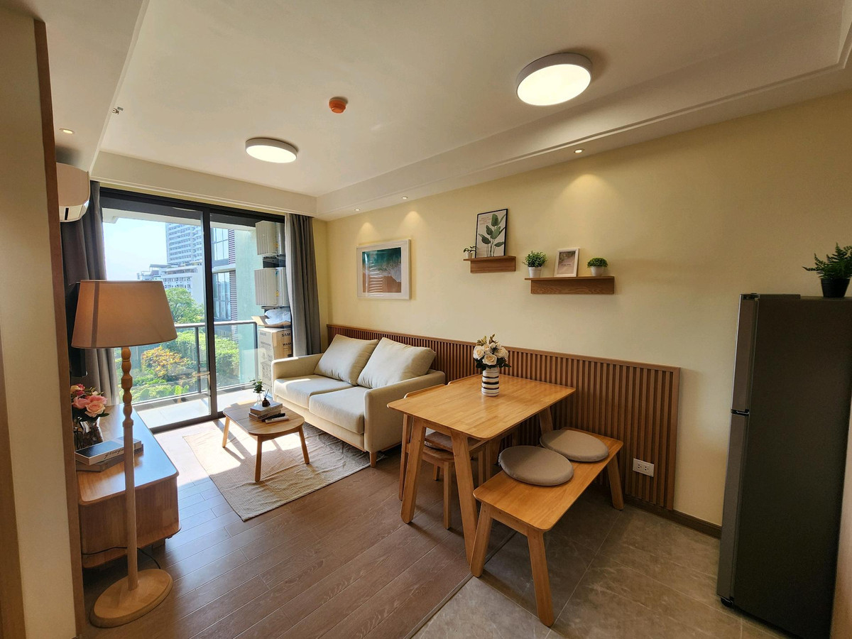 ขายคอนโดสาทร นราธิวาส : ขายด่วน ✨ Regal Sathon - Naradhiwas ✨ เฟอร์นิเจอร์ และ เครื่องใช้ไฟฟ้าครบ ใกล้ BTS ช่องนนทรี