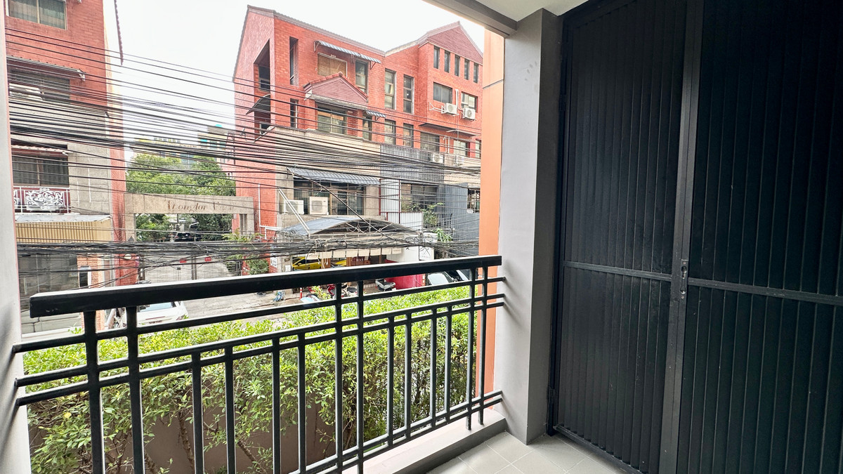 ขายคอนโดสุขุมวิท อโศก ทองหล่อ : [Under Market 20%] ประหยัดไป 2 ล้านทันที คอนโดเลี้ยงสัตว์ได้ lowrise ย่านทองหล่อ