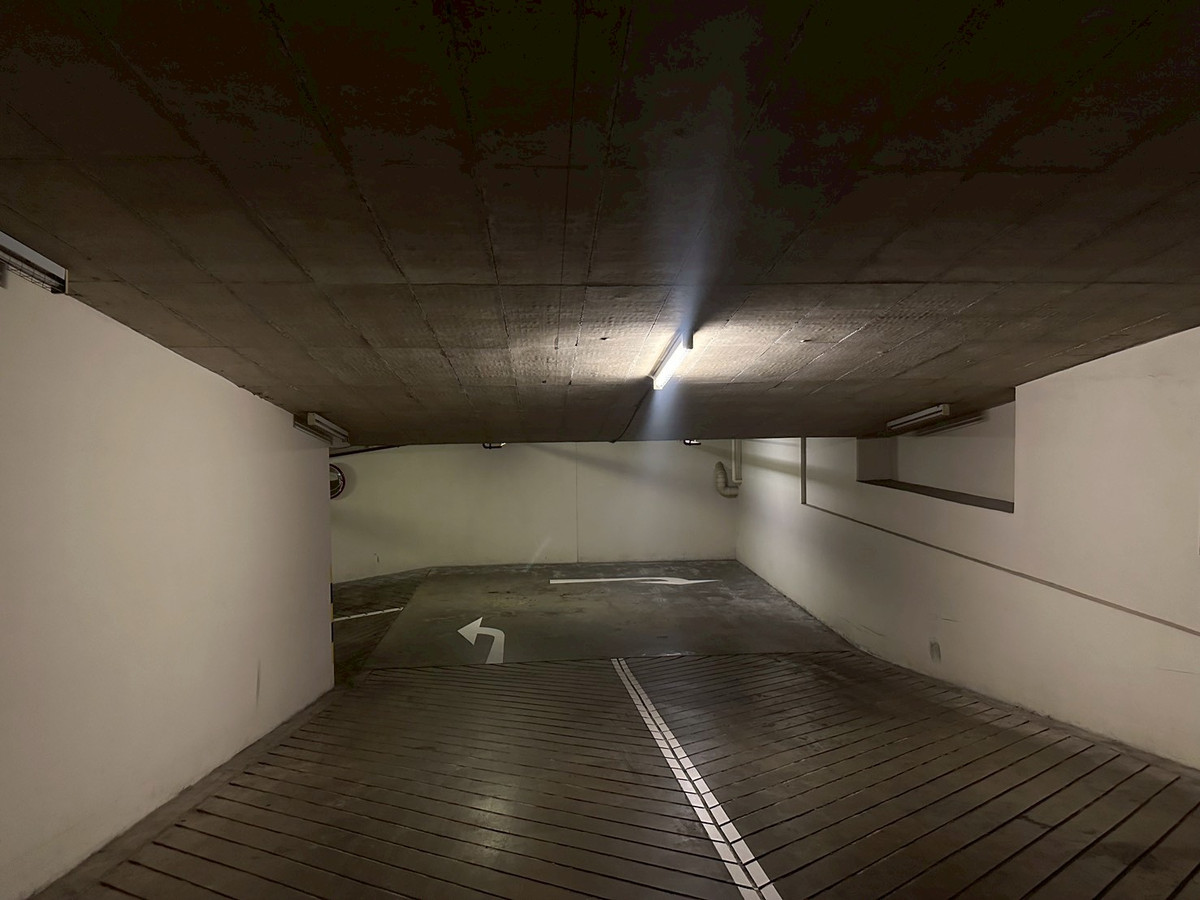 ให้เช่าคอนโดสาทร นราธิวาส : ✨ ทำเลทองสาทร Life @ Sathorn 10 เข้า-ออกได้ทั้งสาทรและสีลม 👌