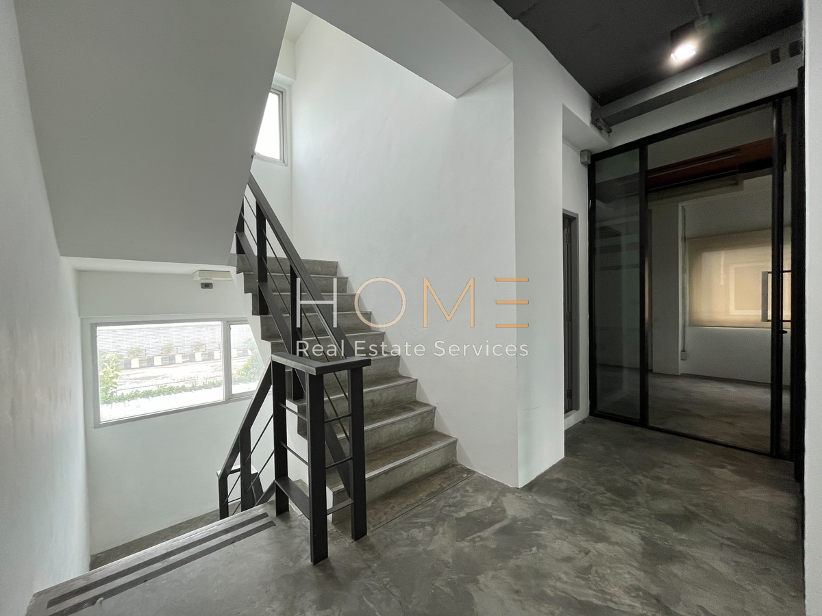 For RentTownhomeRatchadapisek, Huaikwang, Suttisan : Home office, B-Square Rama 9 - Mengjai / 4 Storey (FOR RENT) TPM138