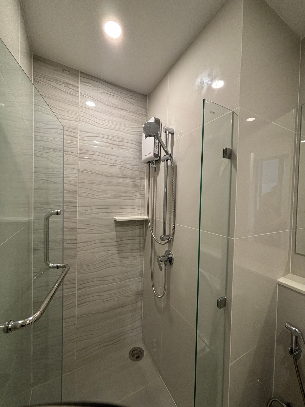 ให้เช่าคอนโดคลองเตย กล้วยน้ำไท : New Room Coming 🌟 Life Rama 4 Asoke Studio 26.7 Sqm Fullyfurnish, Welcome Foreign 19,000- 